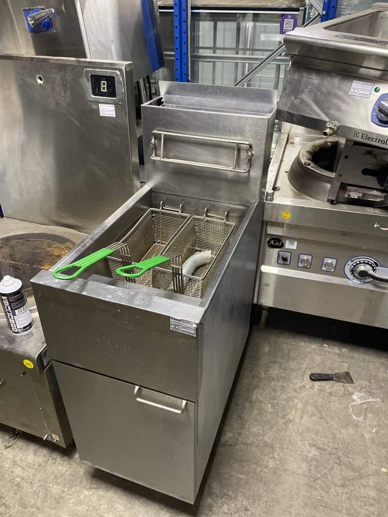 Dean LPG Gas freestanding deep fryer / gas fryer, TV & Home Appliances