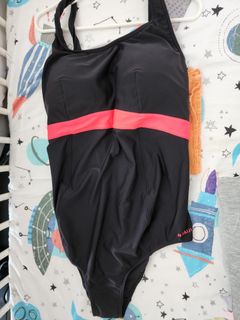 Decathlon best sale maternity swimwear