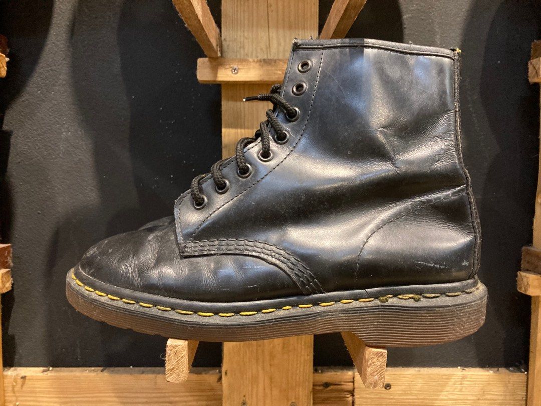 Doc martens 8 eyelet sale