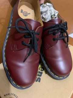 Docmart Redwood cherry size 37