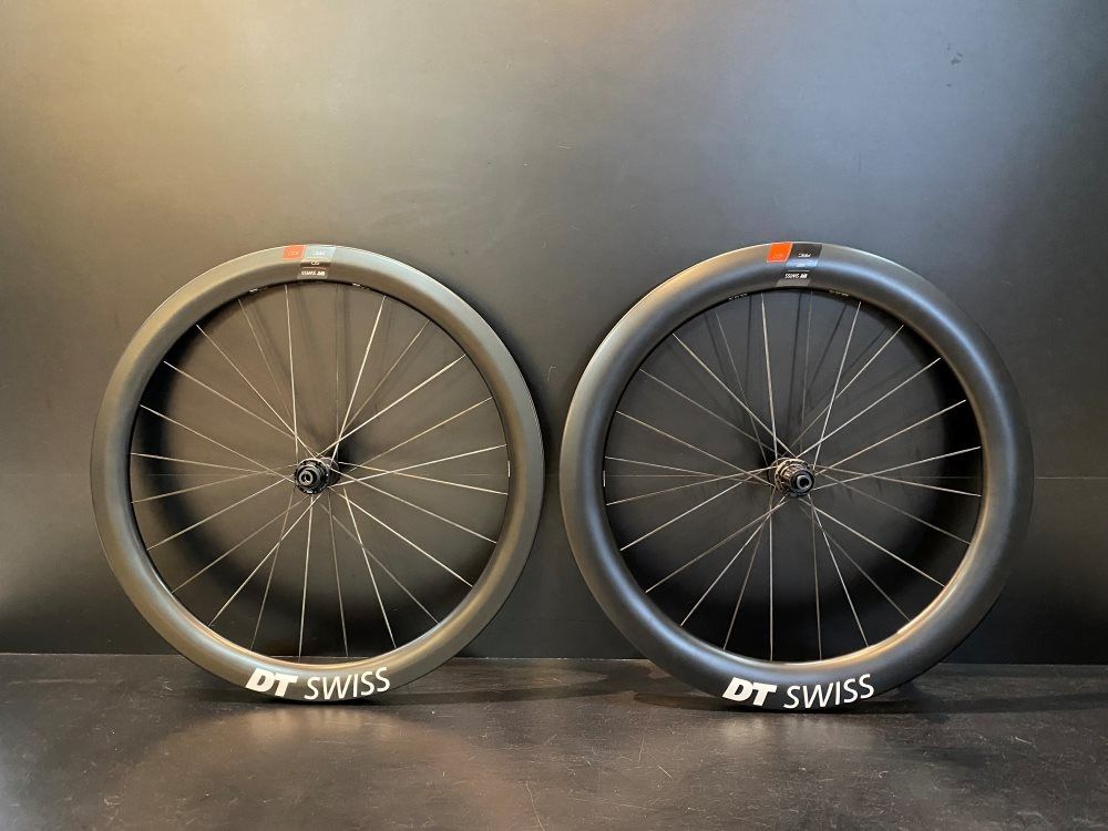 DTスイス ARC1100 DICUT DB 50/62 12/11S Dt Swiss ARC 1100 DICUT® DB 50/62mm Wheelset, Sports Equipment