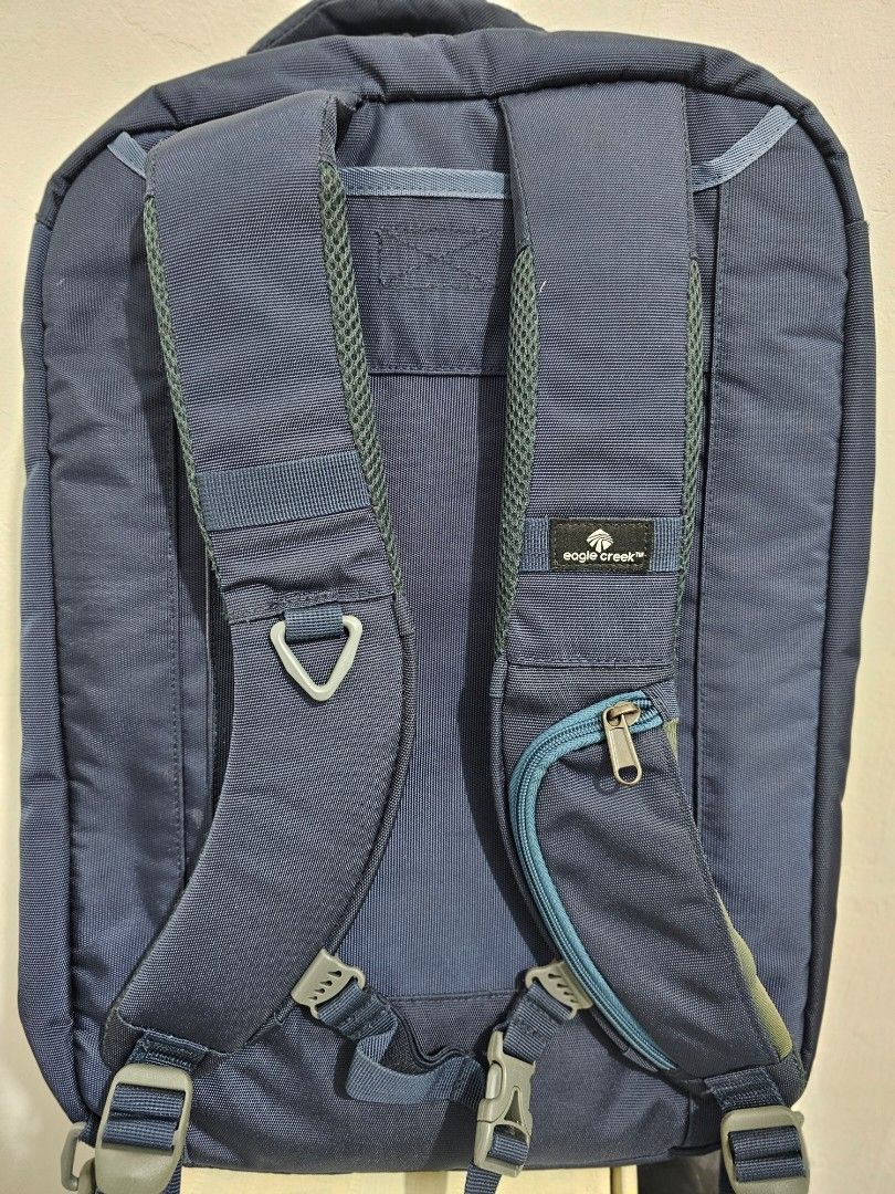 Eagle Creek Straight Up Business Brief Rfid Laptop bag