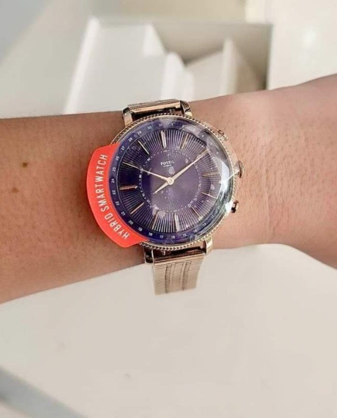 FOSSIL HYBRID SMARTWATCH 36 mm Women s Fashion Watches
