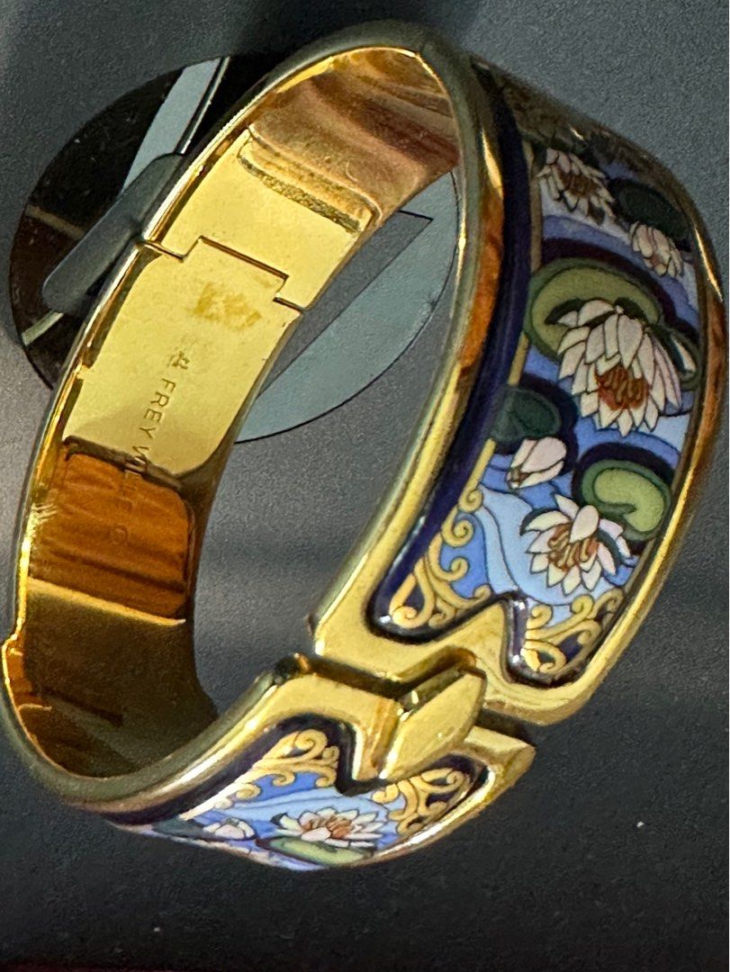 Frey wille shop bangle