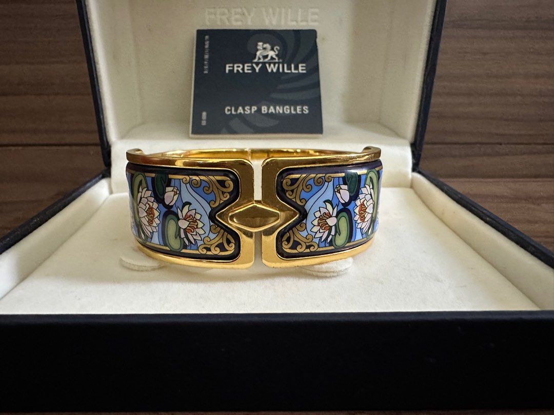 Frey shop wille bangle