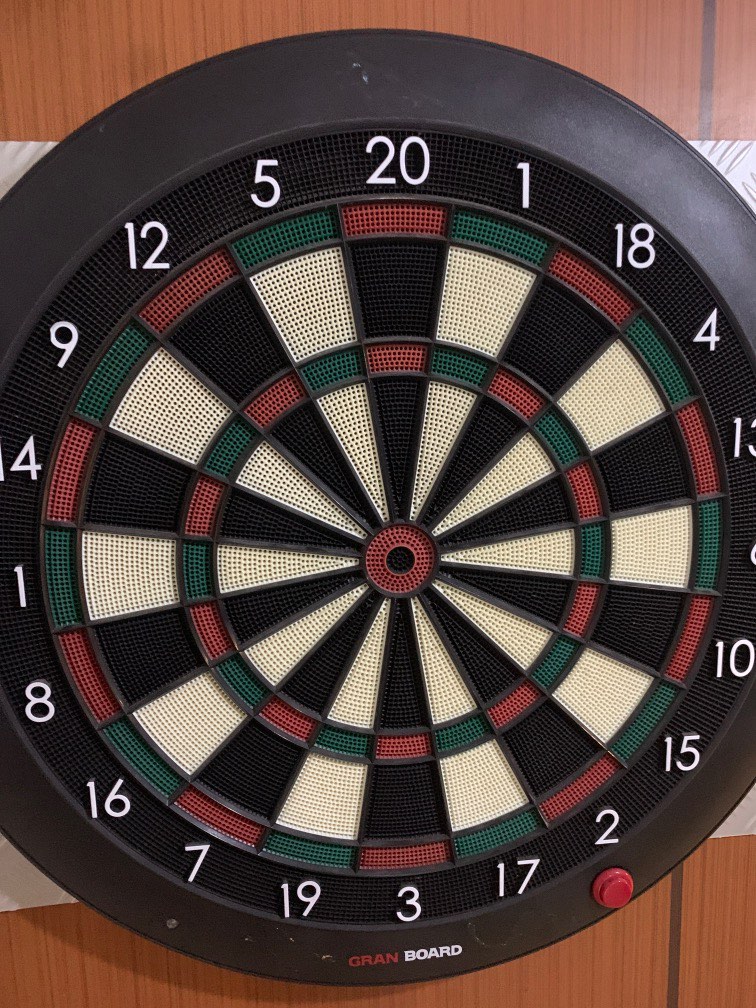 GranBoard Dartslive Electronic Dartboard, Sports Equipment, Other Sports Equipment and Supplies