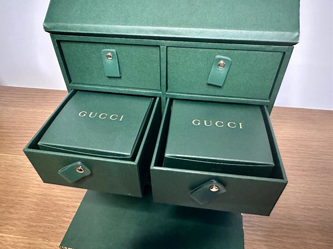 Gucci mooncake set 2022, 嘢食& 嘢飲, 禮品籃和禮籃- Carousell