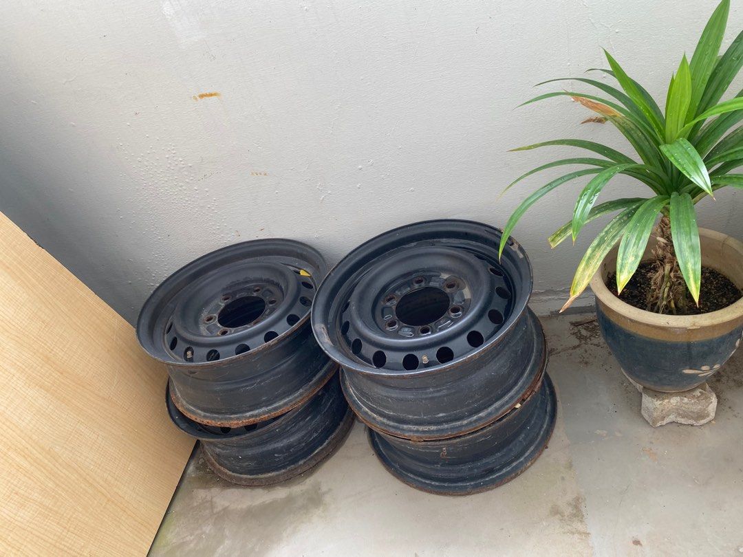 Combi Rims Hiace combi euro 6 - standard rim, Car Accessories, Tyres & Rims on ...