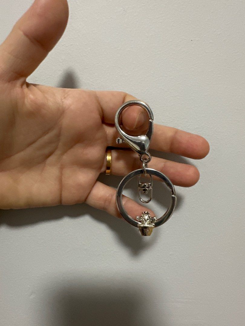 keychains (Category: Other Accessories) located in Singapore. Submitted by poohiscute (Listing ID 1256066495, Image 4). Description: .