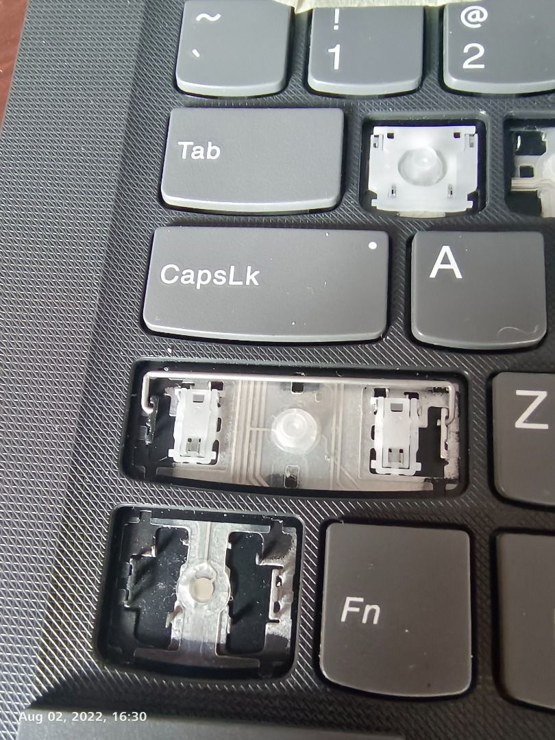 Laptop Keycaps/hinge/rubber caps replacement assorted brand (Category: Laptops & Notebooks) located in Quezon City. Submitted by gadgetsun (Listing ID 1255946161, Image 3). Description: .