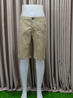 LEVI'S men's khaki walk shorts