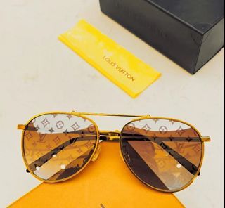 🌺 LOUIS VUITTON CEO Shade 🌺, Women's Fashion, Watches & Accessories,  Sunglasses & Eyewear on Carousell