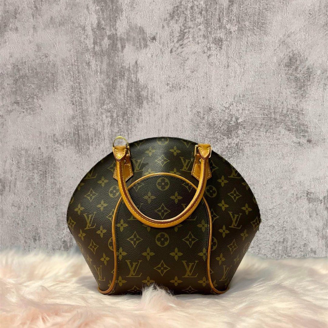 LOUIS VUITTON Monogram Canvas Ellipse PM Bag, Luxury, Bags & Wallets on  Carousell