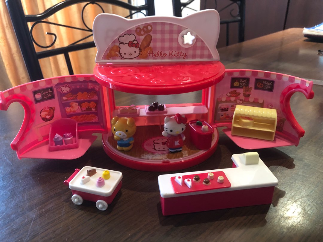 Hello Kitty 44-Pc BAKERY/DINER 18" Doll Play Set With Accessories My