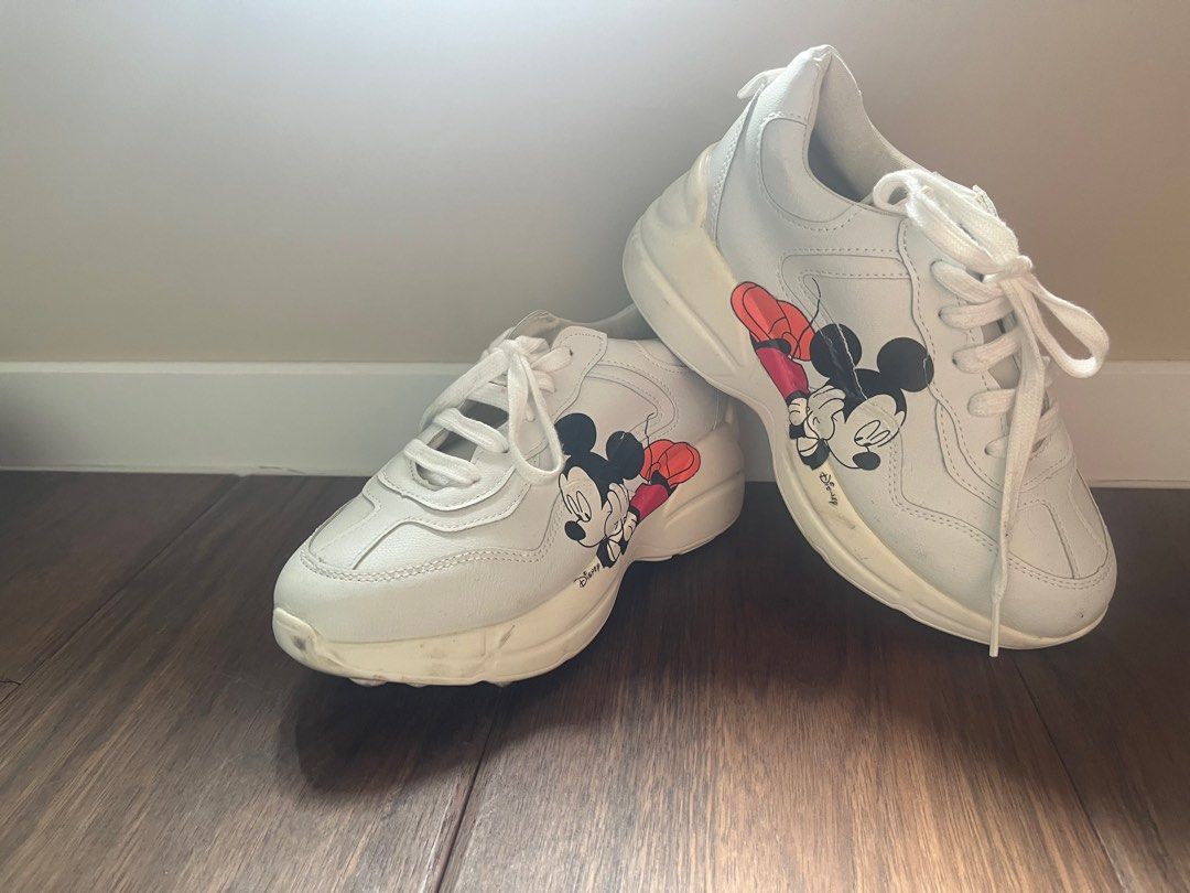 Mickey mouse cheap white shoes