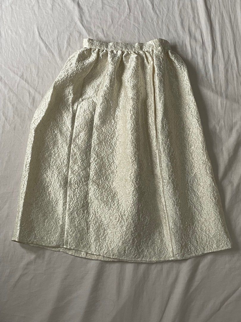 white shirt dress up