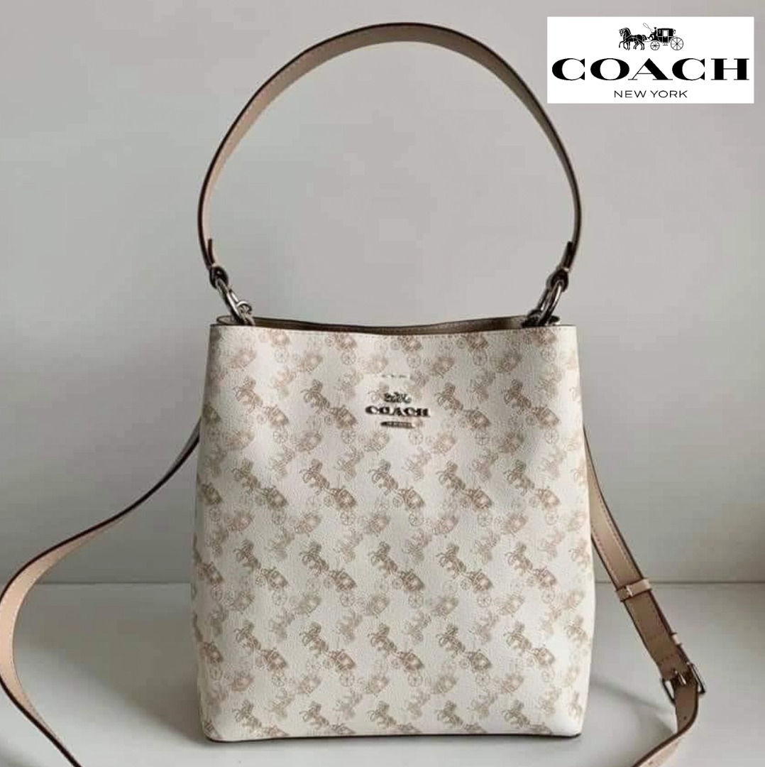 Town bucket bag with horse and carriage print hotsell