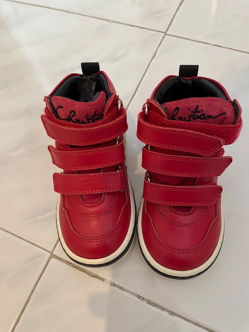 Red trainers kids outlet