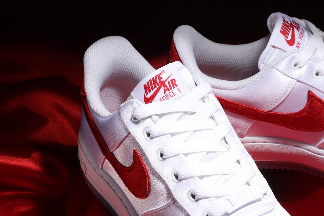 Velvet red discount air force 1