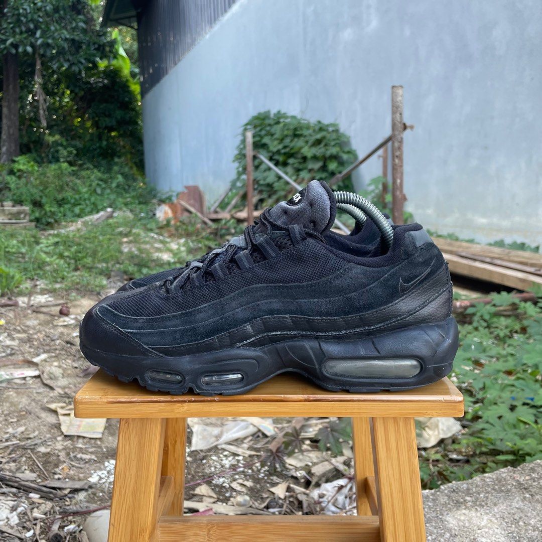 Nike Air Max 95 Essential All Black 8UK RM13O Men s Fashion