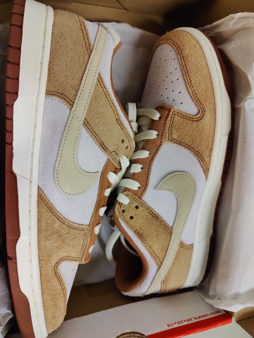 NIKE Dunk Low Curry US10, 男裝, 鞋, 波鞋- Carousell