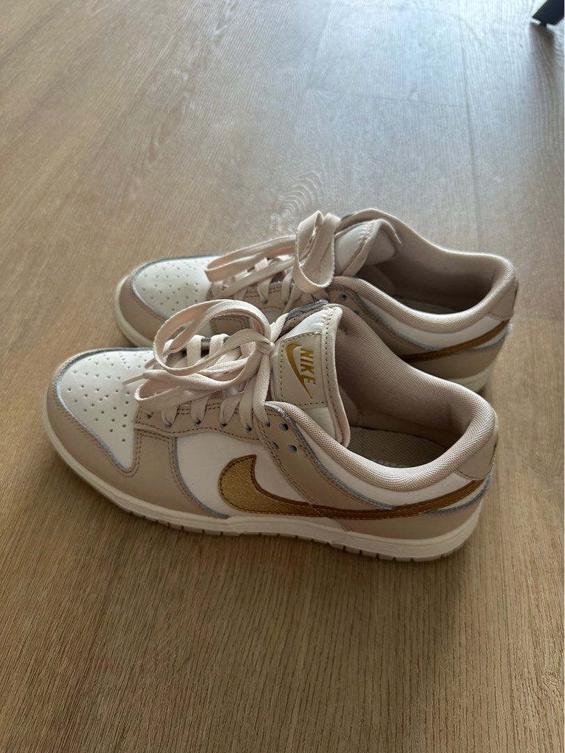 nike nude womens shoes