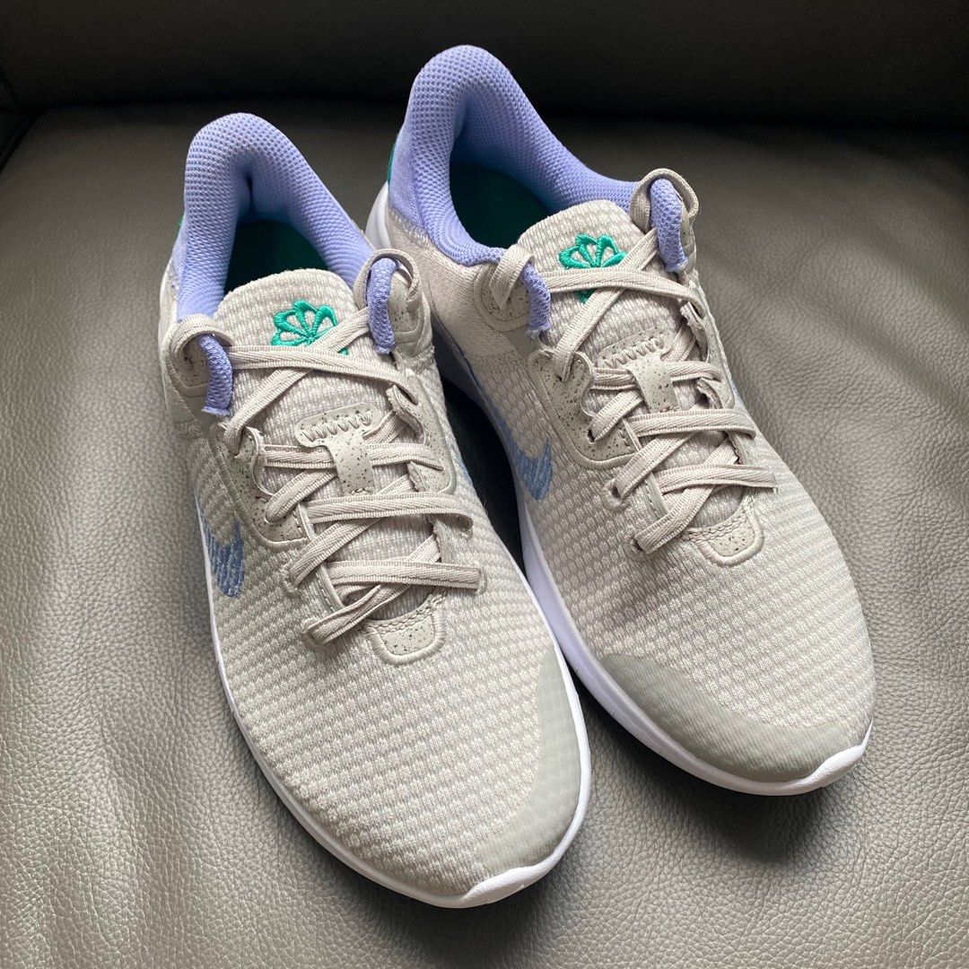 Nike Flex Experience Run 11 Shoes LIMITED EDITION 7.5 womens | 6 US mens) Light Ore Colorway, Women's Fashion, Footwear, Sneakers on Carousell