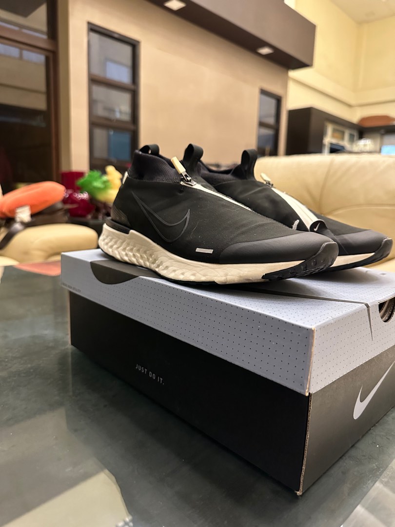 tenis nike react city