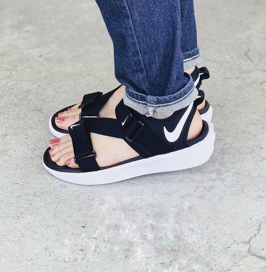 Cute discount nike sandals