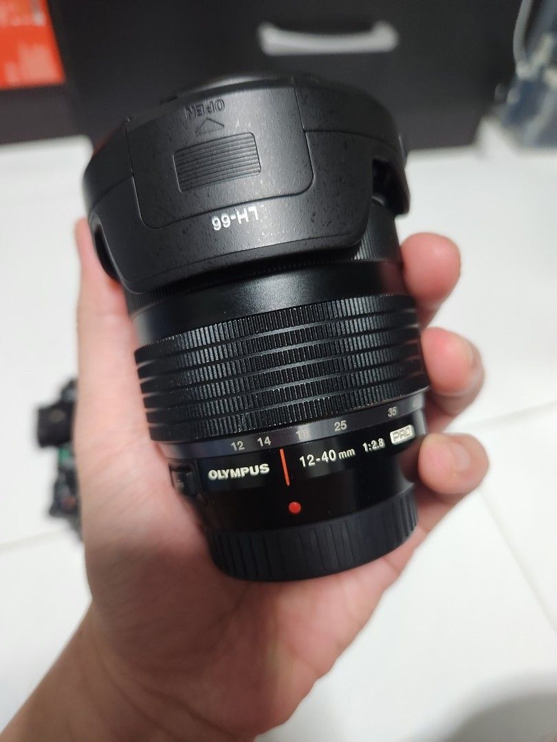 Olympus 12-40 F2.8 Pro, Photography, Lens & Kits on Carousell