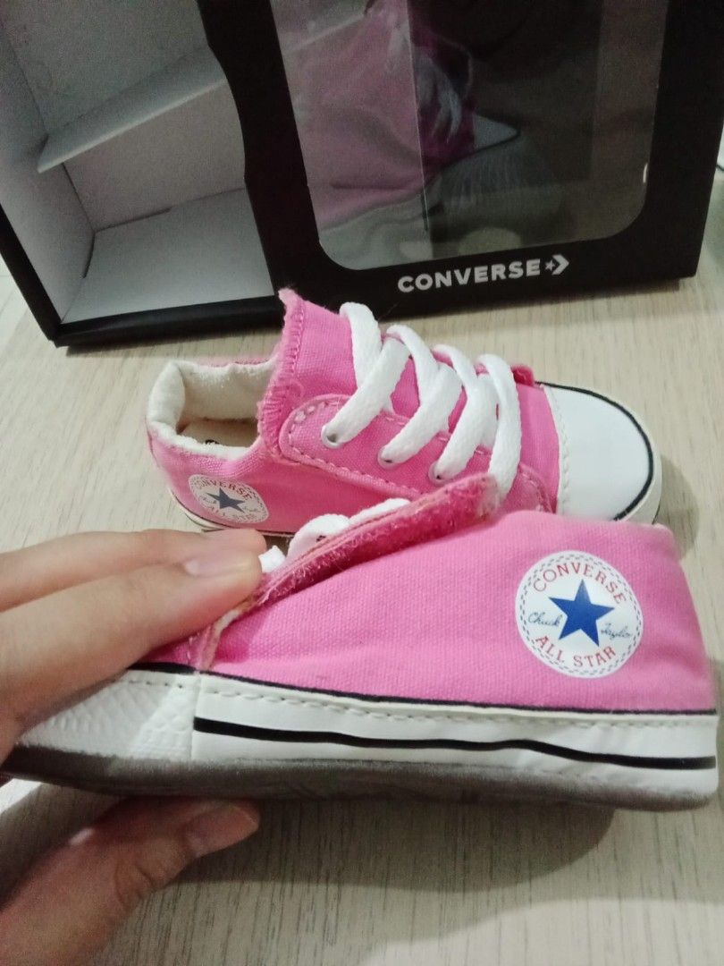Newborn girl top converse