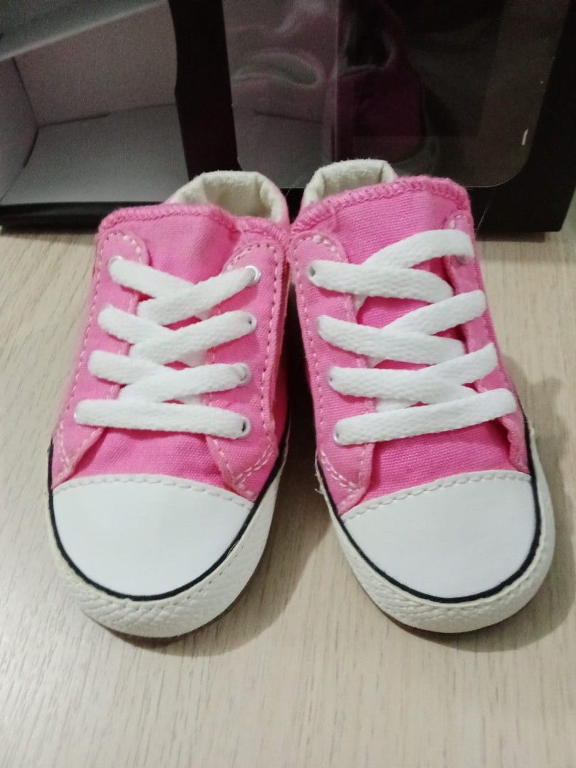 Newborn girl top converse