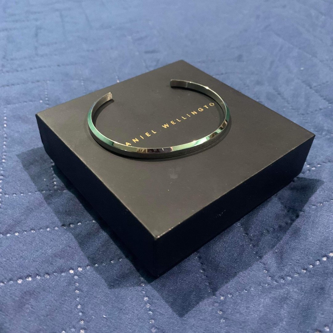 Original daniel wellington cuff bangle (for medium-large wrists), Women ...