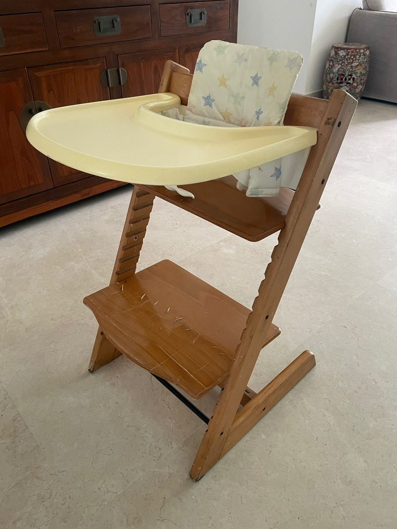 Original Stokke high chair (Natural wood) including seating rail and