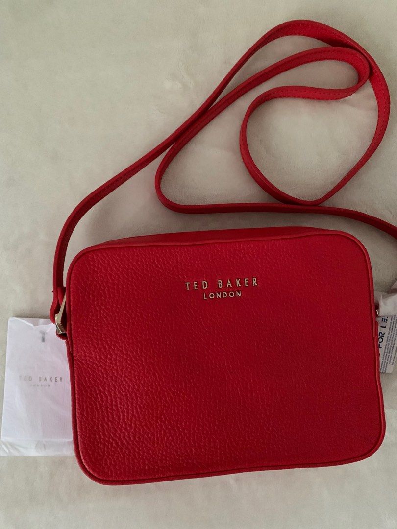 Debbi soft best sale leather camera bag