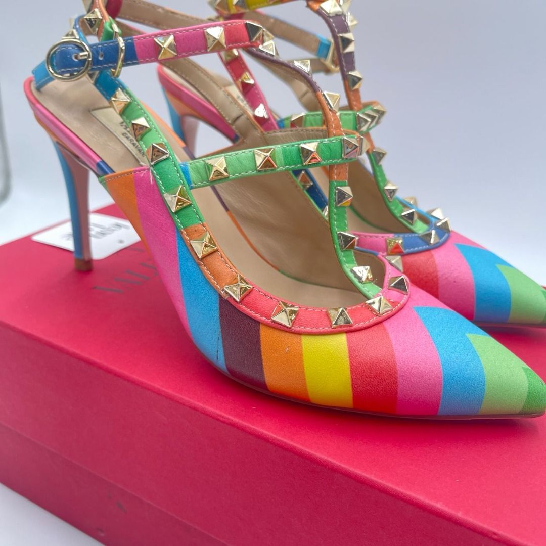 P2562 Valentino Garavani Chevron Print Rockstuds Heels 37