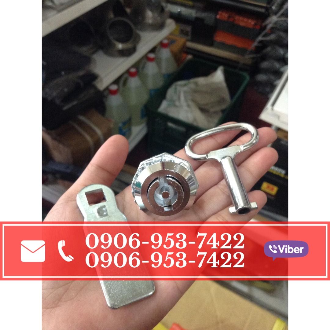 Panel lock with key, Commercial & Industrial, Construction & Building ...