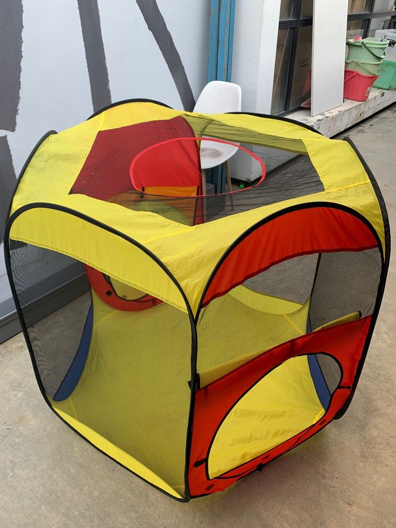Play tent ball pit online