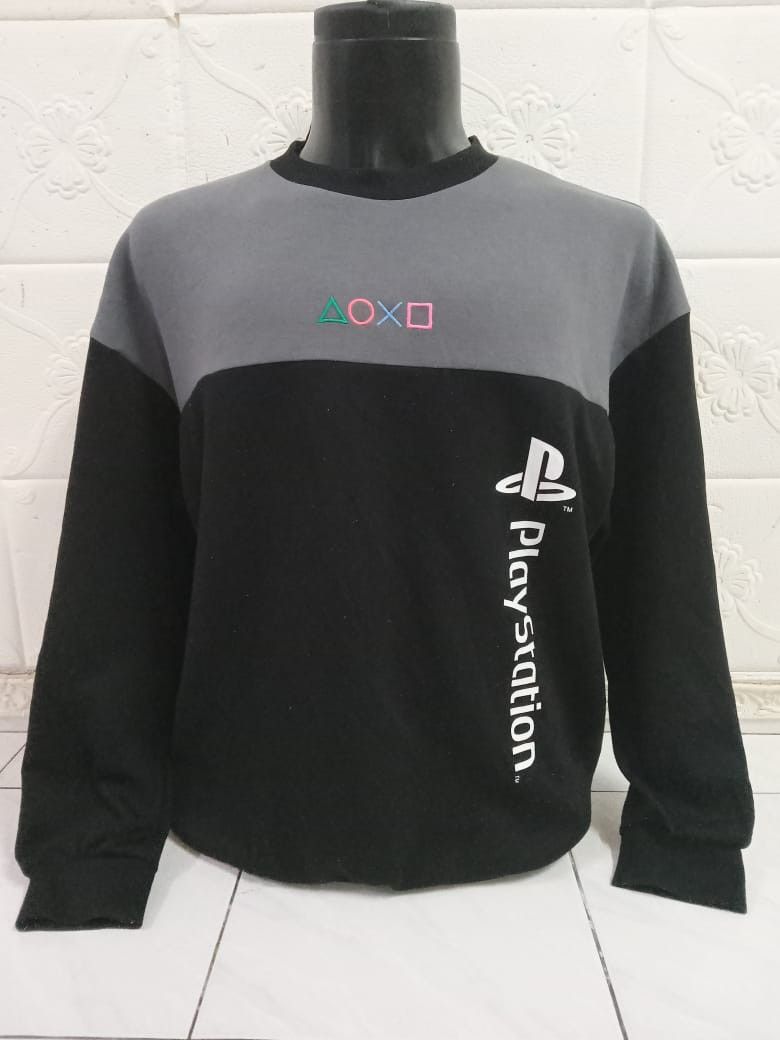 Playstation sweatshirt sale forever 21