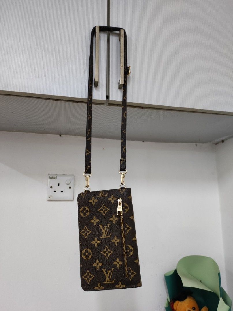 LV Handphone Purse Pouch