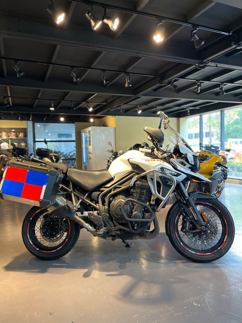 Pre owned discount triumph tiger