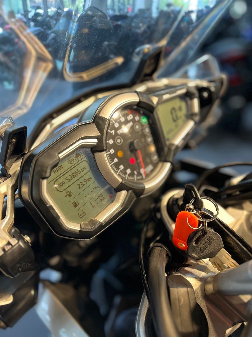 Pre owned deals triumph tiger