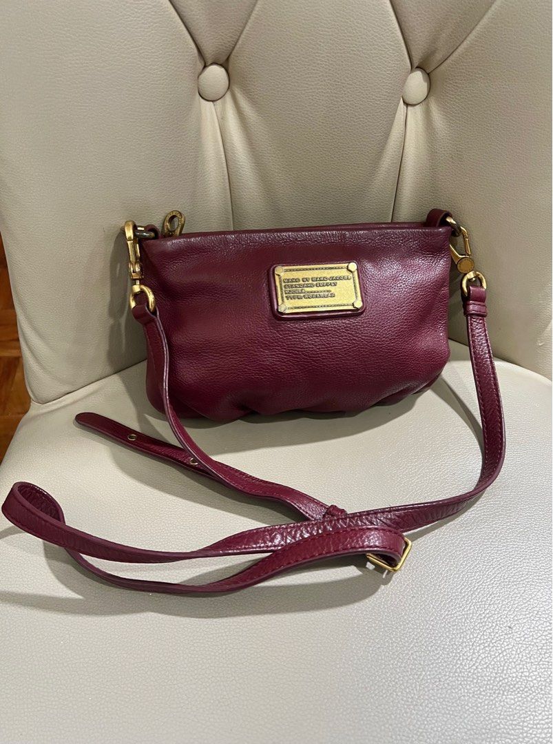 Preloved Original Marc Jacobs crossbody sling bag RUSH SALE Luxury Bags Wallets on Carousell
