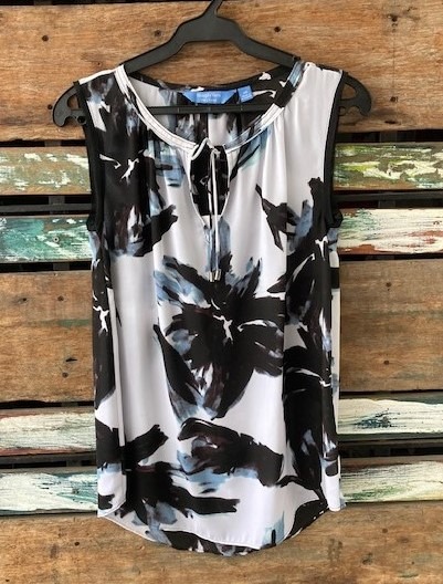 Vera wang sleeveless tops online