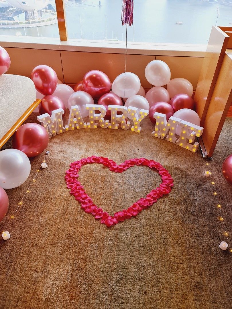 Buy helium 2025 balloons near me