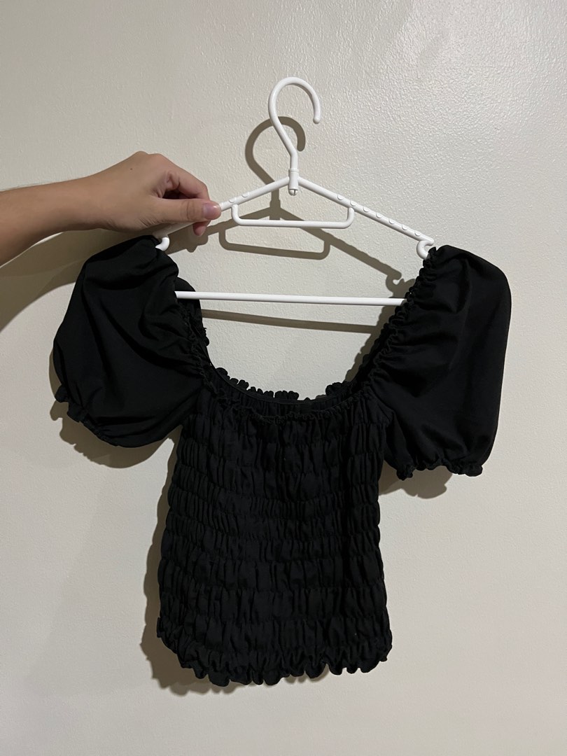 Ribbed Ruffle Top, Women's Fashion, Tops, Blouses on Carousell