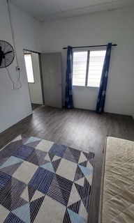 (Category: ) located in . Submitted by kedaimurahjer (Listing ID 1256063322, Image 1). Description: .