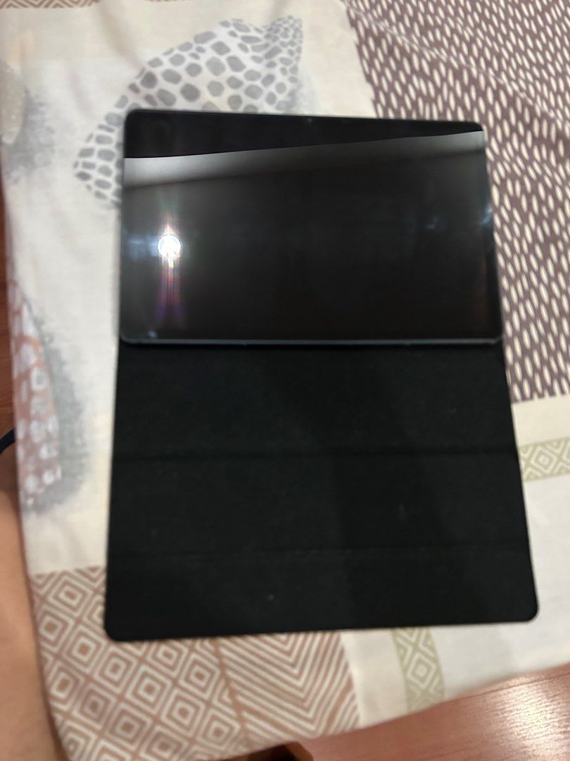 Samsung Galaxy Tab S7 LTE (Category: Android) located in Manila. Submitted by chuakennethh (Listing ID 1256089805, Image 2). Description: FOR SALE: Samsung Galaxy Tab S7 Storage: 128GB RAM: 6GB With Sim Card Slot and Memory Slot Speaker AKG tuned with Tempered Glass since Day 1 Smooth 100% Working Inclusions: S Pen Case Box Tempered Glass 256gb sd card.