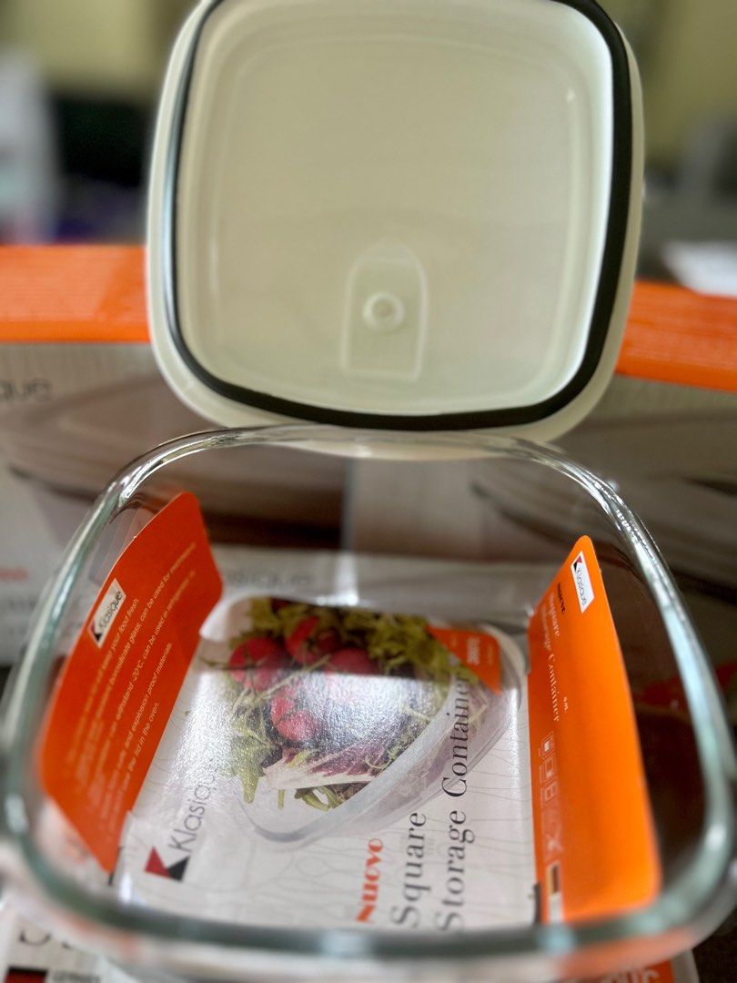 Square Glass Organizer (Category: Storage Boxes & Baskets) located in Manila. Submitted by cozzyessentialshopph (Listing ID 1255966250, Image 2). Description: Items: Klasique Nuovo Square Glass Storage Container 🌟 Capacity 0.9L 🌟 oven safe 🌟 tempered glass 🌟 German Design 🌟 keep your food fresh Dimension: 16.8x15.9x8cm 🌟 Safe: oven, microwave, refrigerator, dishwasher ⚠️ Warning ⛔️ No to direct flame ⛔️ Do not use the lid in the oven 📍 Loc