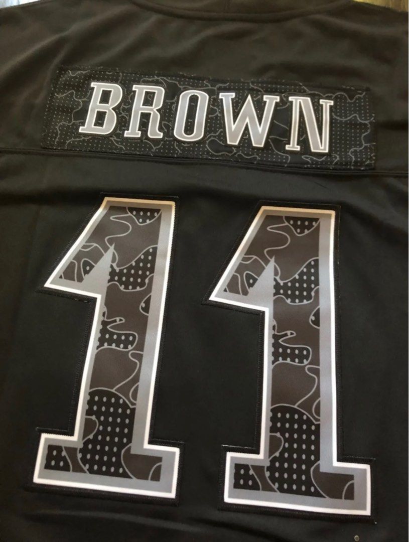 Nike Men's Philadelphia Eagles A.J. Brown #11 Logo Black T-Shirt